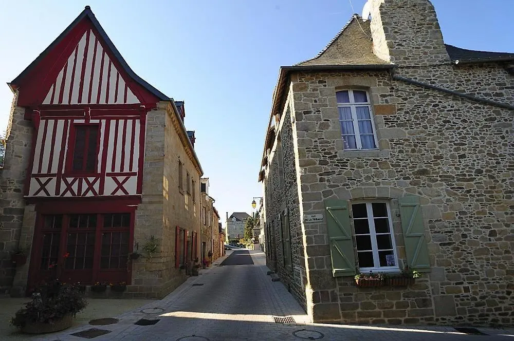 Maison De La Ville-J Plenee-Jugon